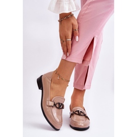 Vinceza Mocassini con tacco piatto Marra in vernice beige 1