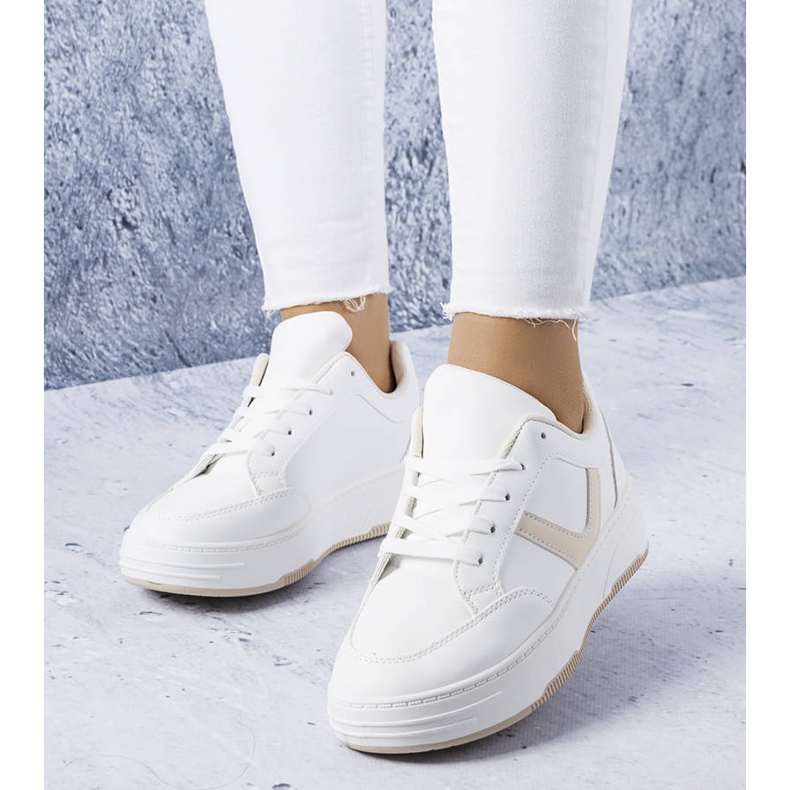 Sneakers con plateau bianche e beige di Trépani 1