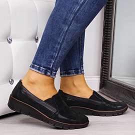 Scarpe da donna in pelle, slip-on nere Helios 350 nero 2
