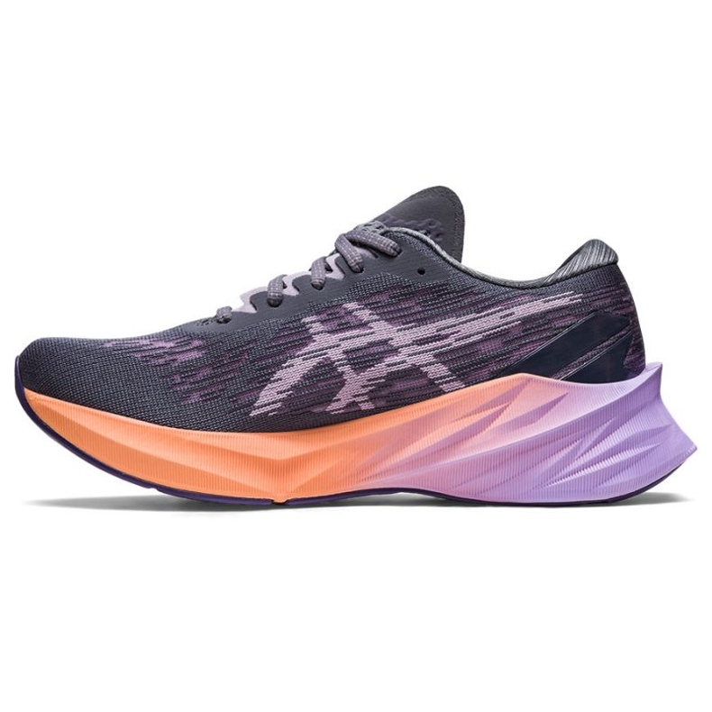 Scarpe da corsa Asics Novablast 3 W 1012B288 020 viola 1