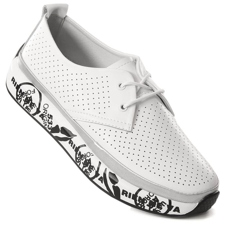 Scarpe in pelle da donna sulla piattaforma bianca T.Sokolski W23-29 1