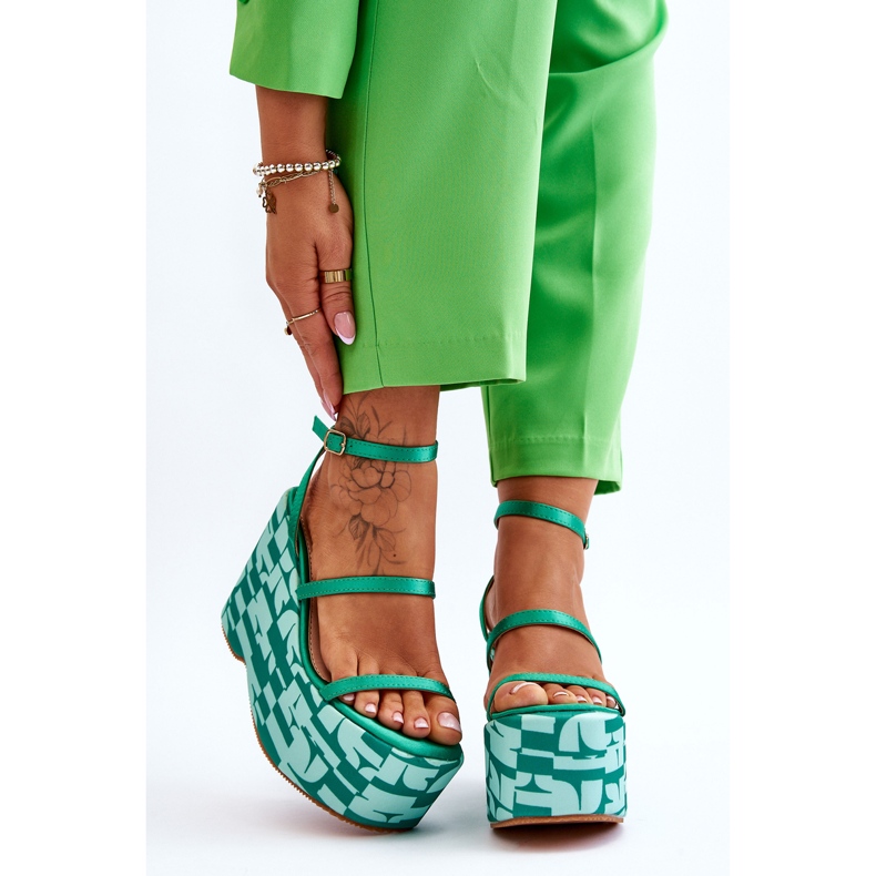 FS1 Sandali con zeppa alla moda con motivi Verde Claria 1