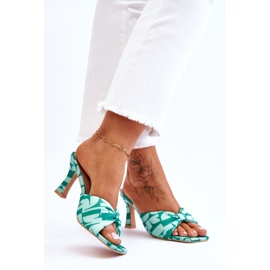 Tacchi alti alla moda con stampa Floria verde 2