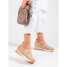 SHELOVET Scarpe con zeppa da donna beige Potocki in camoscio 1
