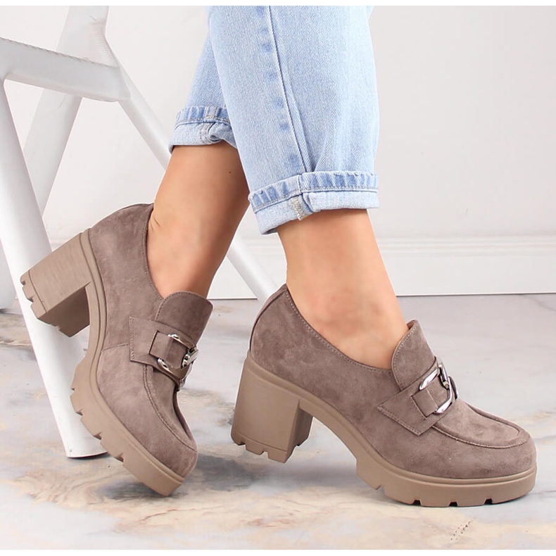 Scarpe da donna in camoscio sul palo e piattaforma beige Potocki SZ12041 1