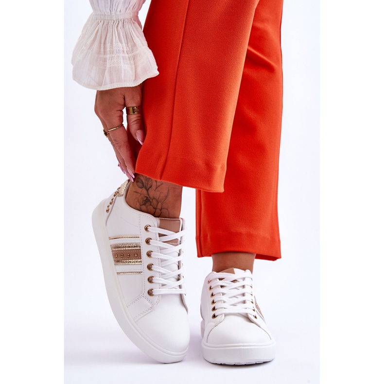 Sneakers Donna In Pelle Con Borchie Bianche E Oro Dory bianco 1