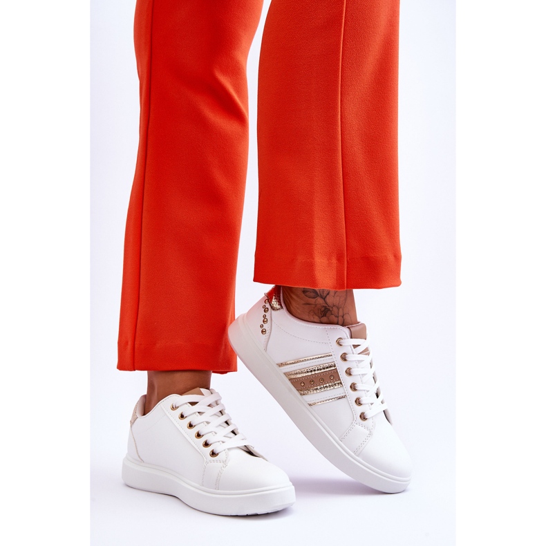 Sneakers Donna In Pelle Con Borchie Bianche E Oro Dory bianco 2