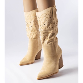 Stivali texani beige con tomaia traforata di Guibord 1