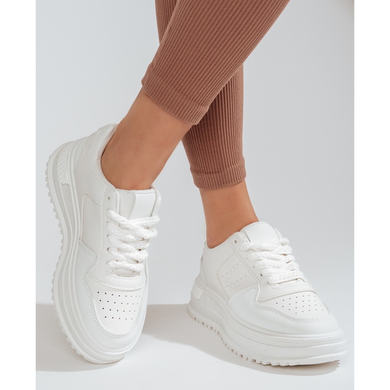 Scarpe sportive da donna Sneakers Shelovet suola spessa bianche bianco 2