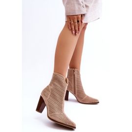 FB1 Stivali in camoscio traforato su tacco Logan beige 2
