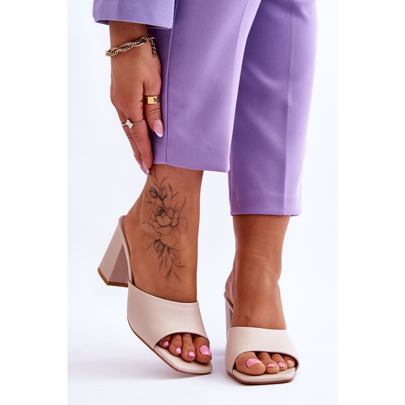 Pantofole Classiche In Pelle Da Donna Beige Loara 1