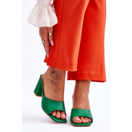 Pantofole classiche da donna in pelle verde Loara 1