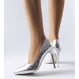 PA1 Spilli in argento decorati con sbalzo Raison d'argento 1