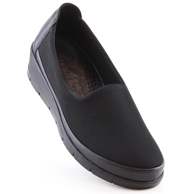 Comode scarpe slip-on da donna nere T.Sokolski W23-483 nero 1