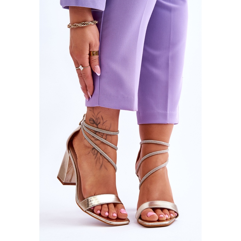 Sandali Alla Moda Con Zirconi Carma Dorati d'oro 1