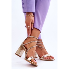 Sandali Alla Moda Con Zirconi Carma Dorati d'oro 2