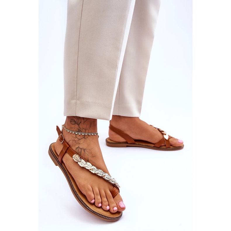 FJ1 Sandali impreziositi da donna Alamis color cammello marrone 1