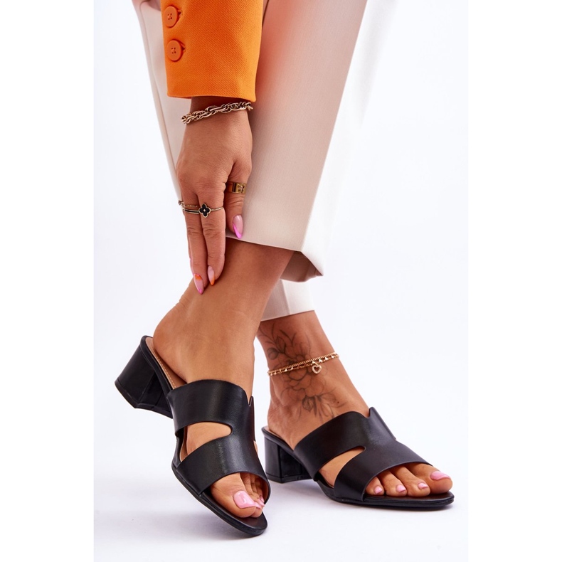 Sandali classici in pelle nera con tacco basso Miley nero 2