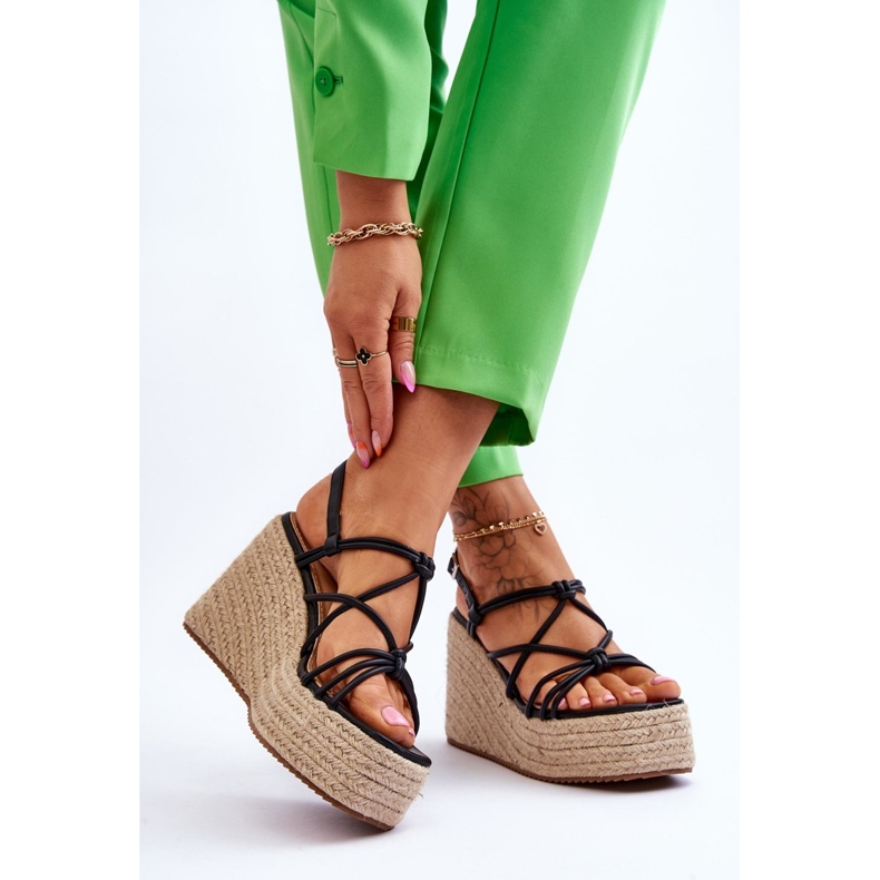 Sandali Alla Moda Con Zeppa Con Treccia Nero Nessia 2