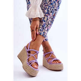 Sandali con zeppa alla moda con zeppa Nessia con treccia viola 2