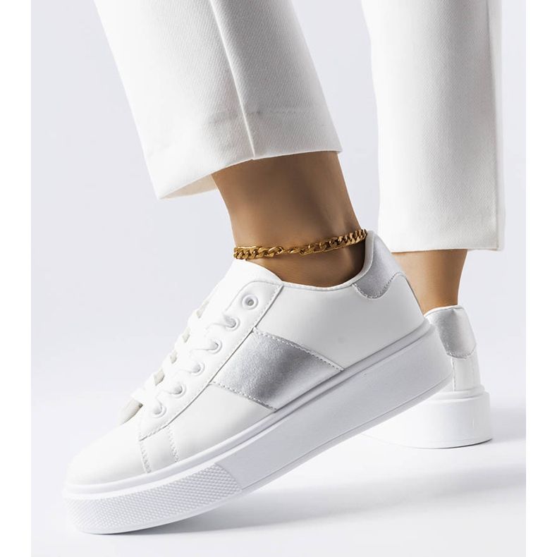 Sneakers bianche con striscia argentata di Aurélie bianco 2