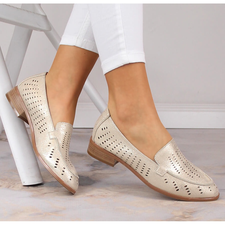 Scarpe da donna dorate lucide traforate Potocki SZ12075 d'oro 1