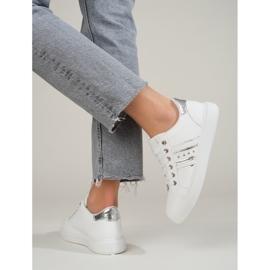 Scarpe sportive da donna classiche bianche Shelovet bianca 2