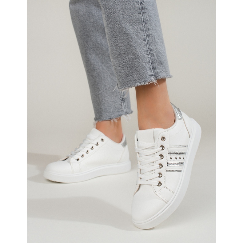 Scarpe sportive da donna classiche bianche Shelovet bianca 1