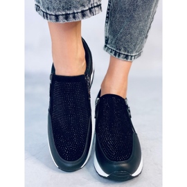 Atwood Sneakers nere con zeppa nero 1