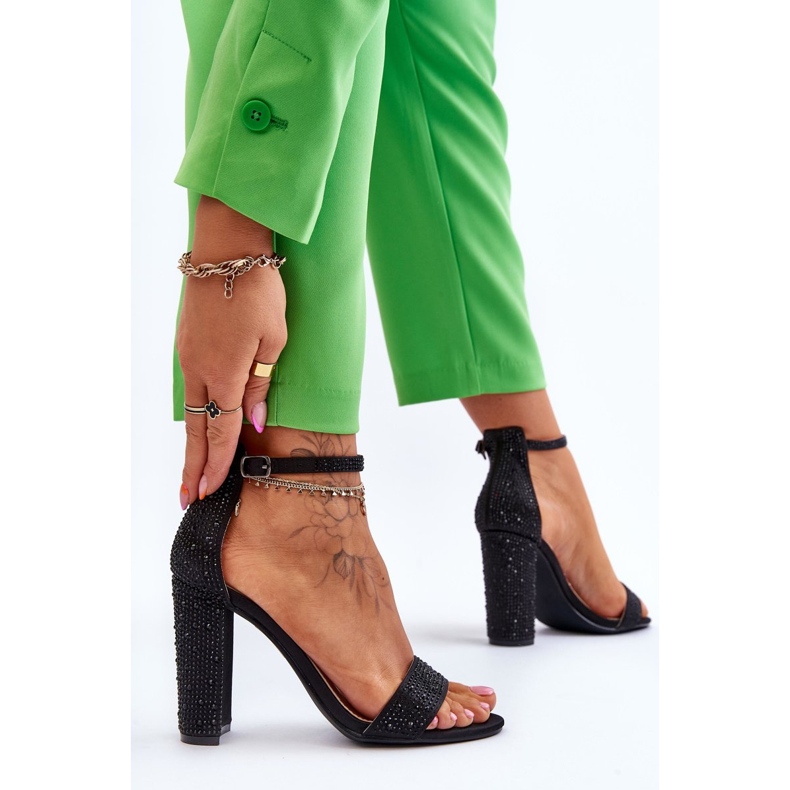 Sandali con tacco alto da donna con zirconi neri Idealistic nero 2