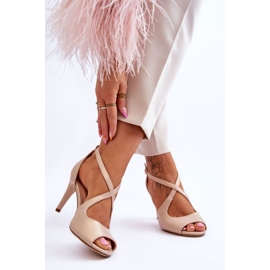 Sandali in pelle alla moda su un tacco Sergio Leone SK429 Pearl Beige 2