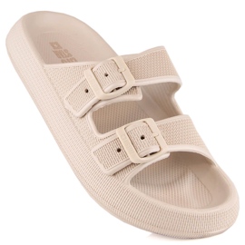 Pantofole sportive da donna sulla piattaforma beige Big Star LL274611 1