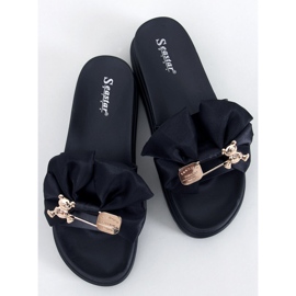 BM Pantofole Teddy Black con plateau e orsetto nero 1