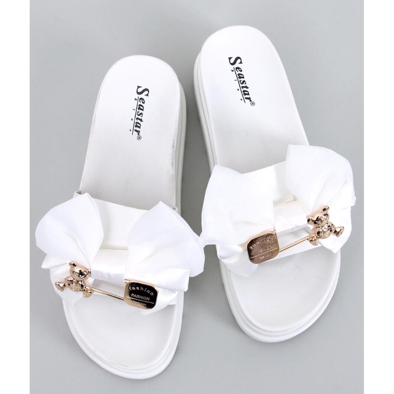 BM Ciabatte Teddy White con plateau a forma di orsetto bianco 1