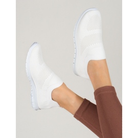 Scarpa sportiva Shelovet in tessuto traforato bianco 1