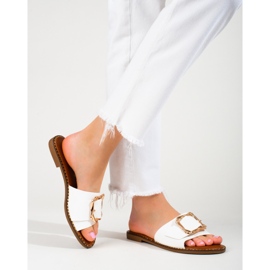 Eleganti infradito bianche con fibbia Shelovet bianco 2