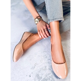 Ballerine laccate beige Cargil 1