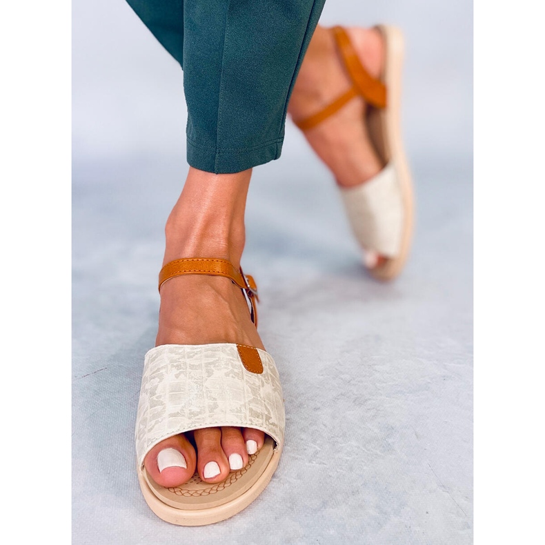 BM Sandali da donna Barnes oro d'oro 1