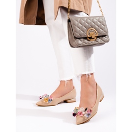 Décolleté da donna con tacco basso beige 1