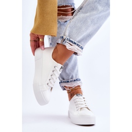 Comode scarpe da ginnastica con plateau Lee Cooper LCW-23-31-1806L Bianche bianco 2