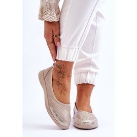 Ballerina beige in pelle di cuoio da donna 1