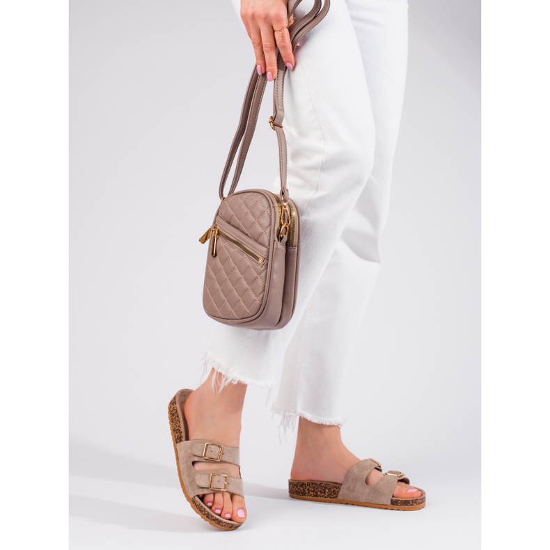 Ciabatte da donna beige scuro con fibbie Shelovet 2