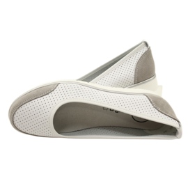 Ballerine da donna in pelle traforata Filippo Dp4524/23 bianco 4