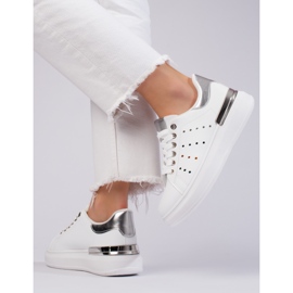 Sneakers bianche Shelovet con suola spessa bianca 1