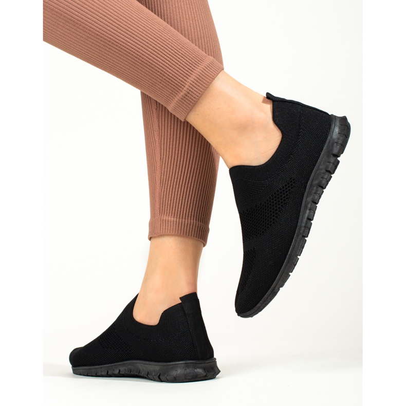 Scarpa sportiva Shelovet in tessuto traforato nero 1