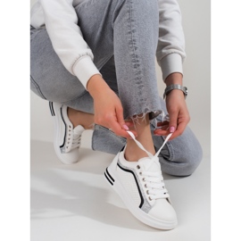 Sneakers Shelovet da donna su una piattaforma alta bianca 2