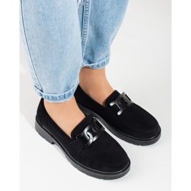 Mocassini da donna in camoscio nero con catena Shelovet 1