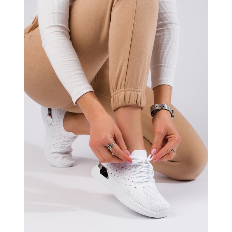 Scarpe sportive traforate bianche Shelovet bianco 2