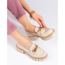Mocassini laccati da donna con catena Shelovet beige 2