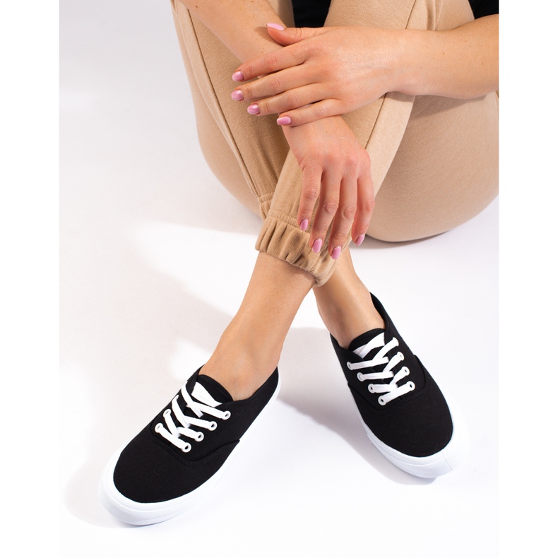 Classiche sneakers stringate da donna Shelovet nere nero 1